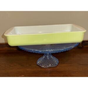Vintage Pyrex 232 Lime Green Milk Glass Oblong Baking Dish 11 3/4 x 7 1/2, 2 QT